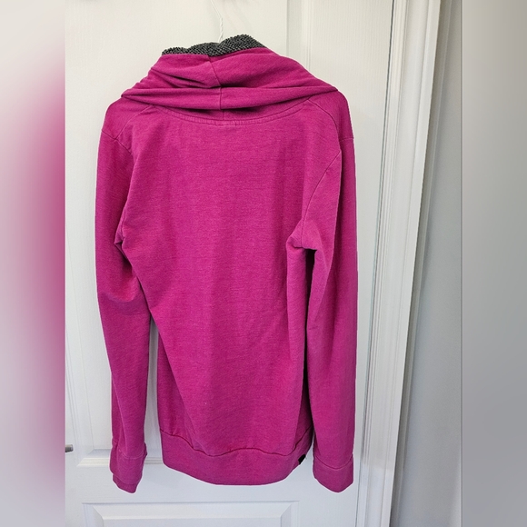 Sweatshirt Bench - Picture 4 of 4